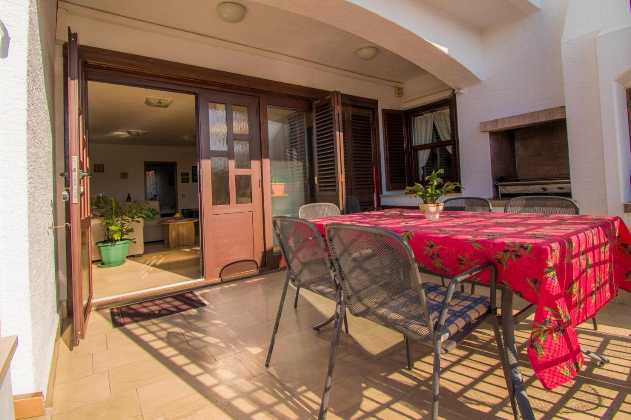 Apartments Grand & Plav In Krk Krk Town Exterior photo
