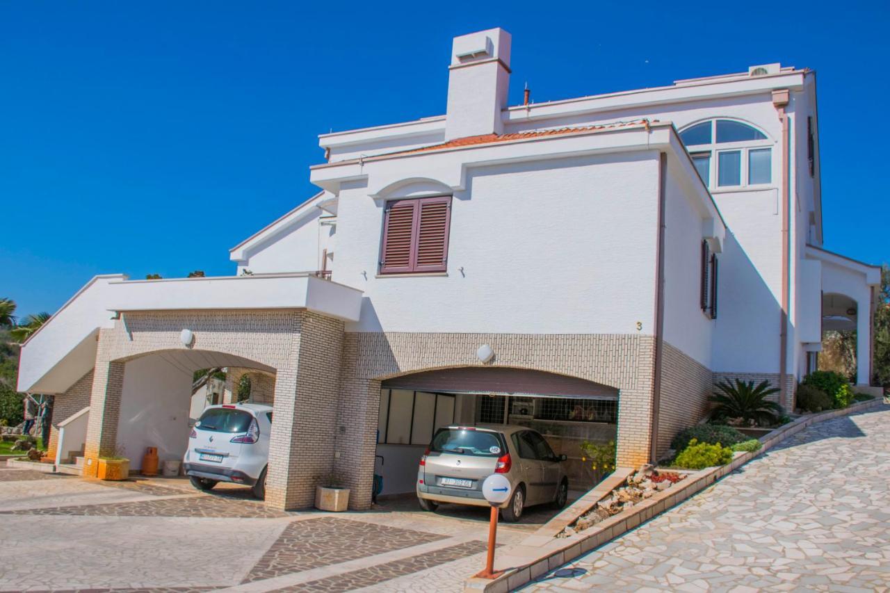 Apartments Grand & Plav In Krk Krk Town Exterior photo