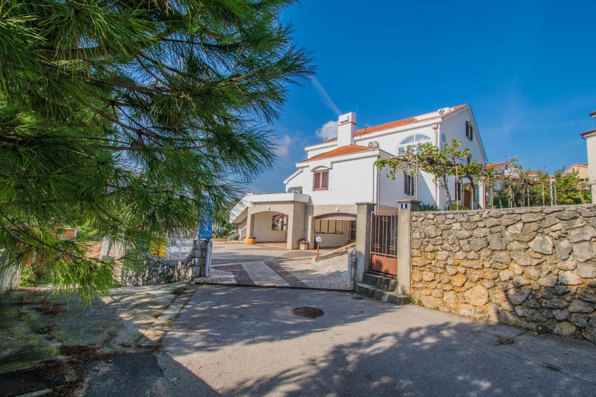 Apartments Grand & Plav In Krk Krk Town Exterior photo